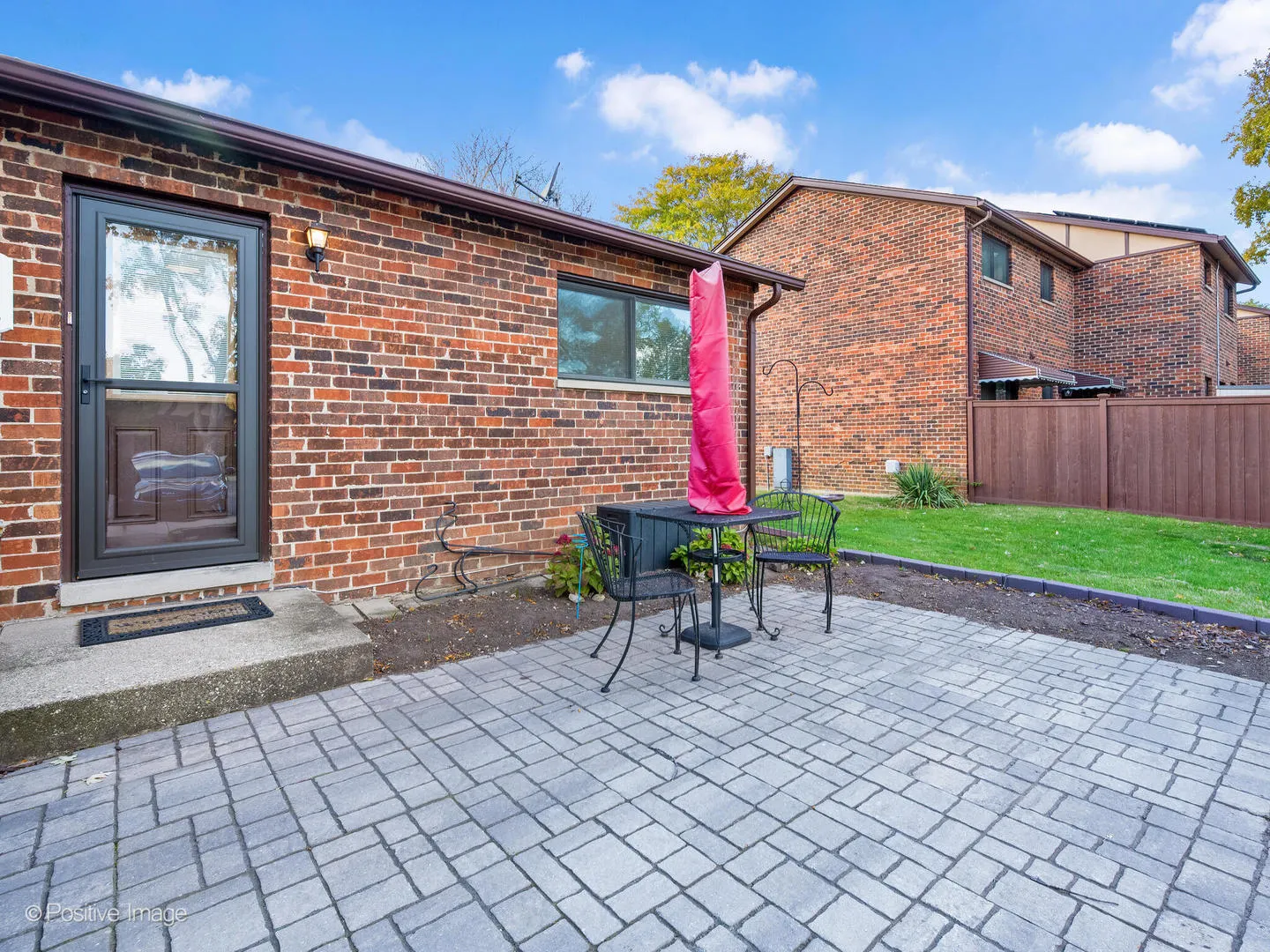 1S265 Dillon Lane IL