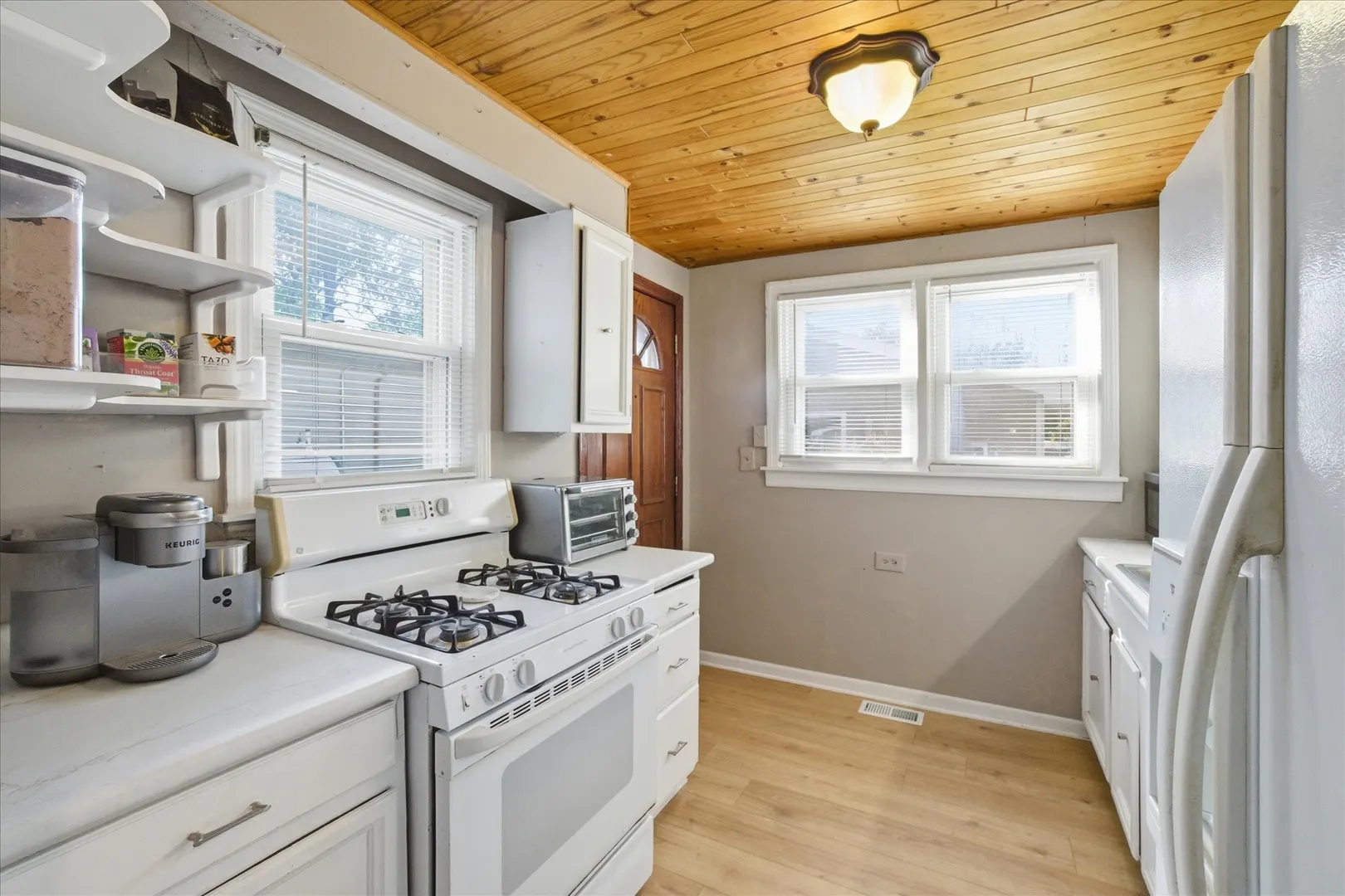 454 N Cedar Avenue IL