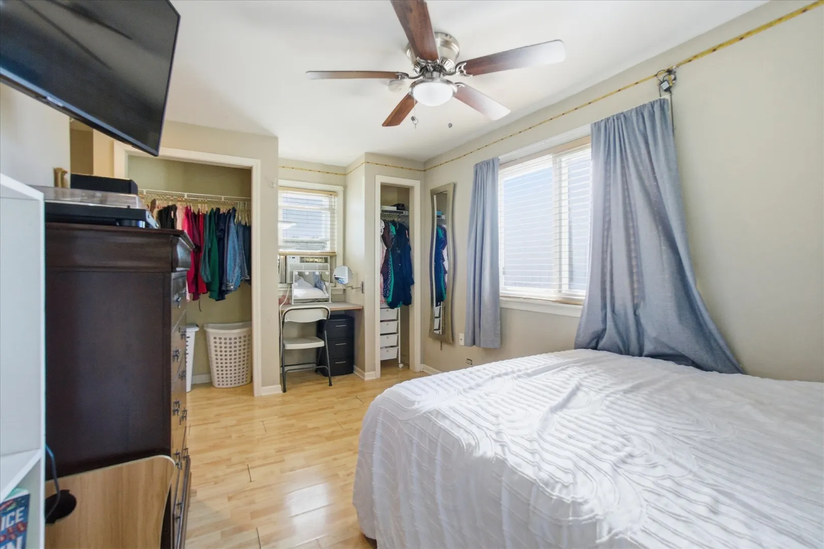 454 N Cedar Avenue IL