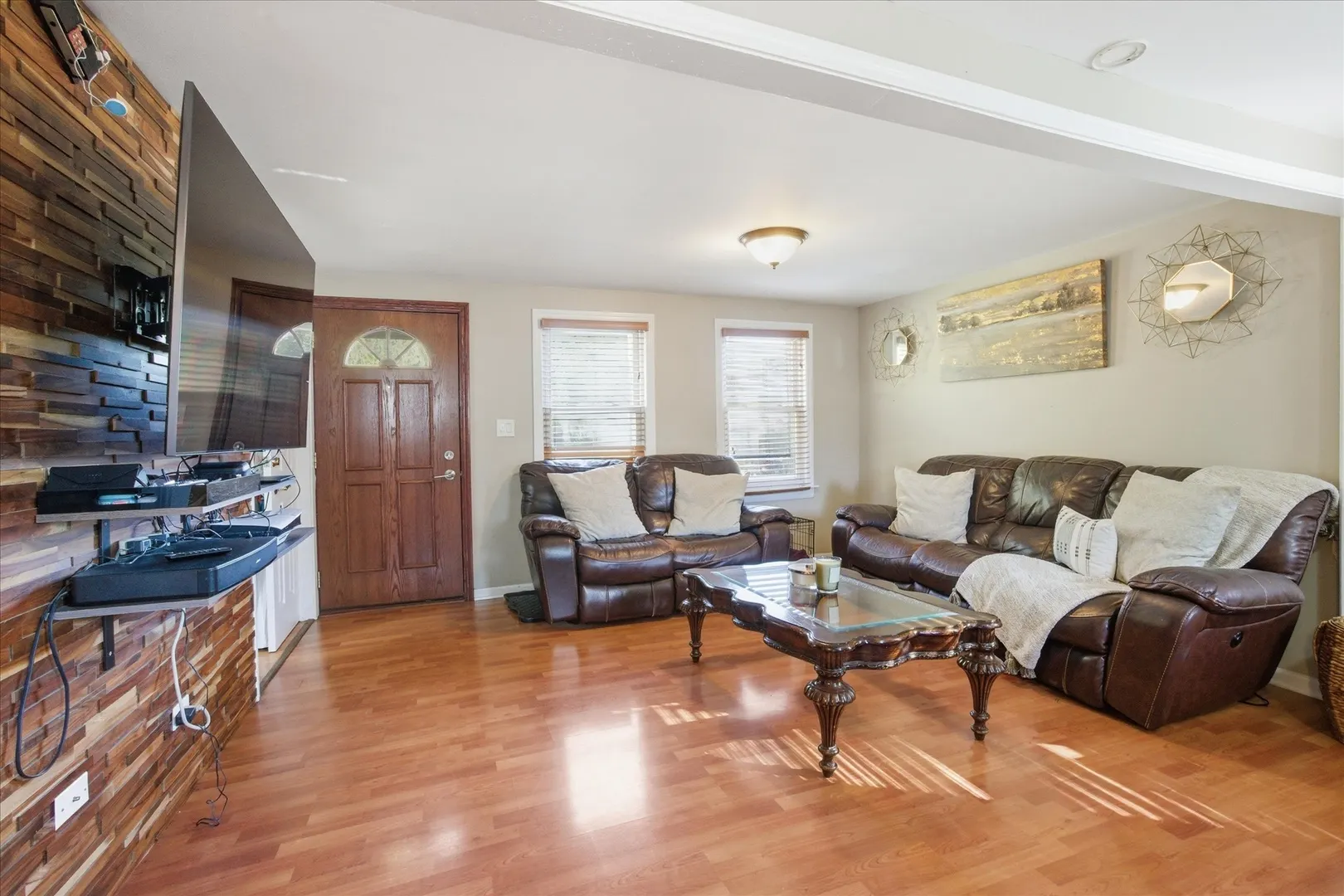 454 N Cedar Avenue IL