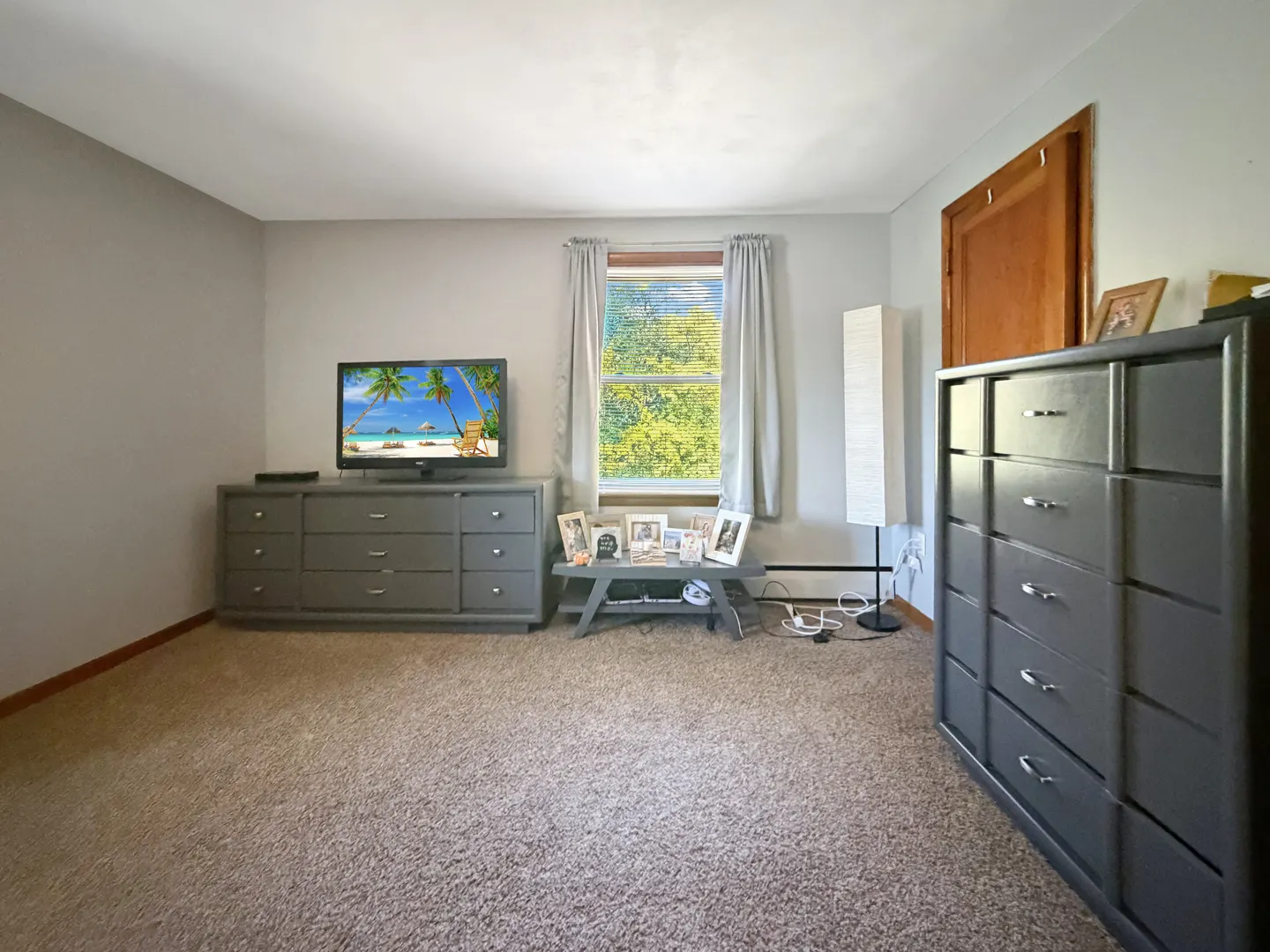 1224 W Violet Street IL