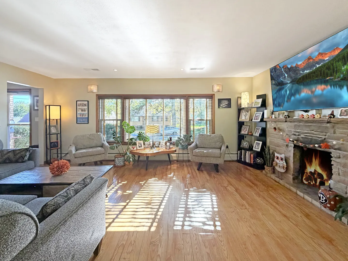 1224 W Violet Street IL