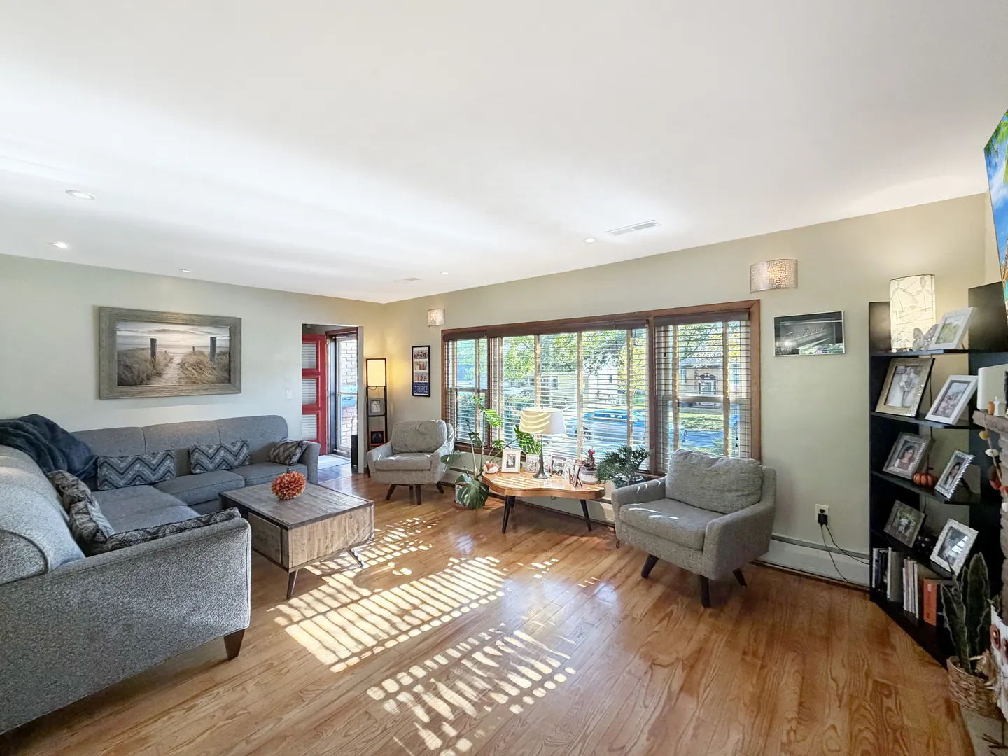 1224 W Violet Street IL