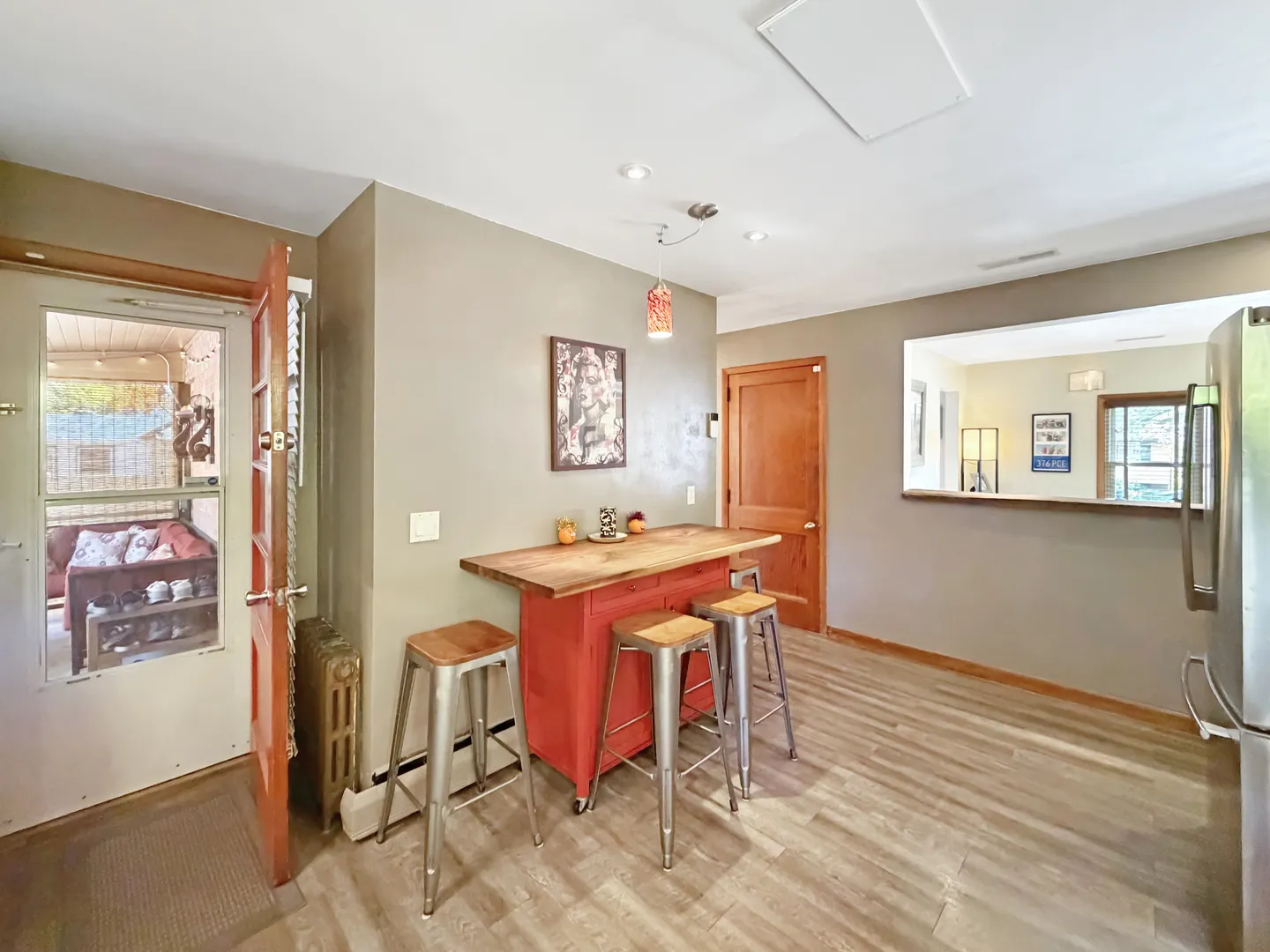 1224 W Violet Street IL