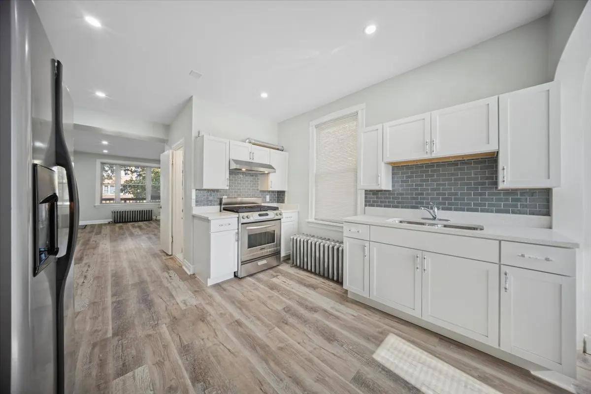 5049 W 29th Place 1st IL