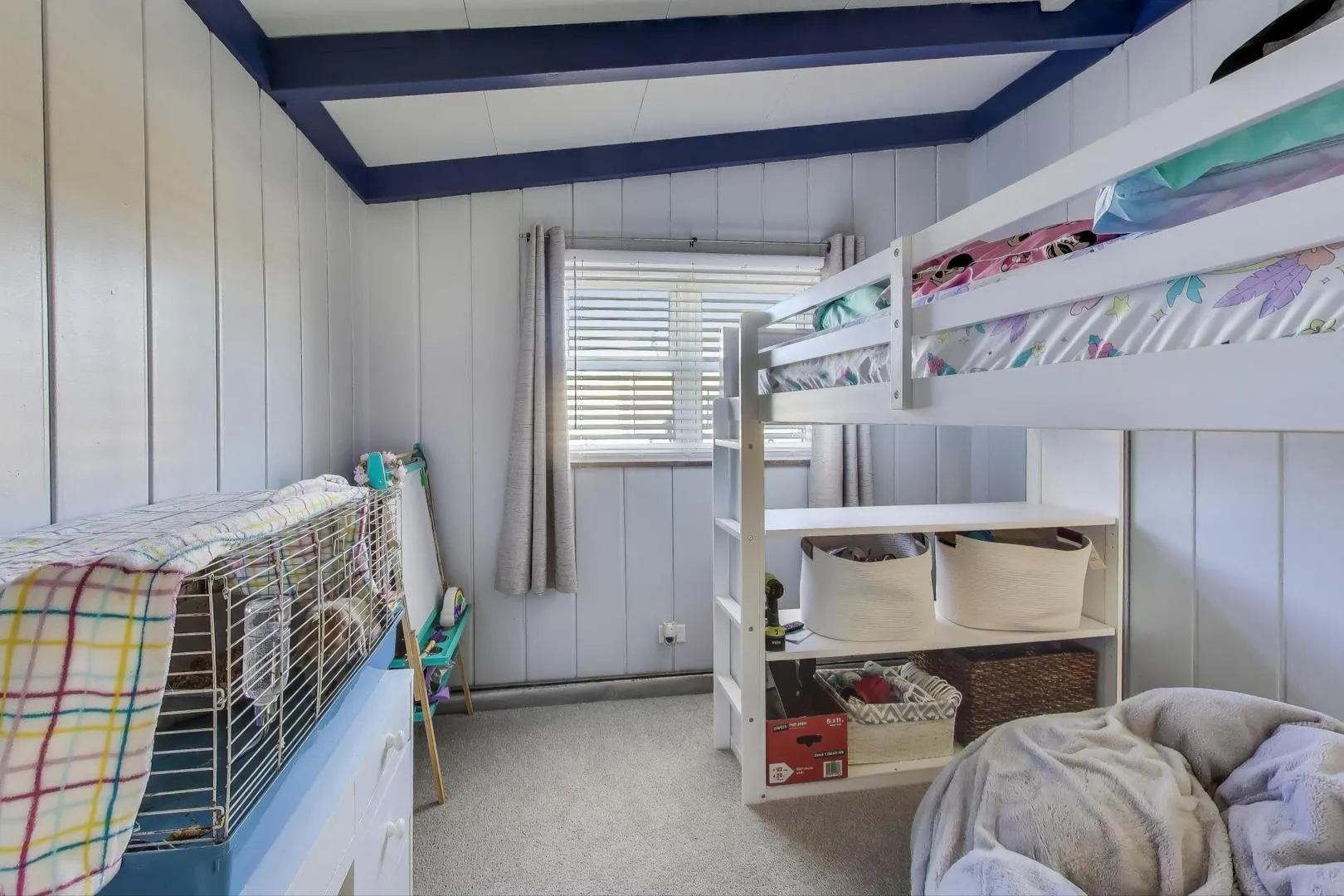 5935 W Henderson Street IL