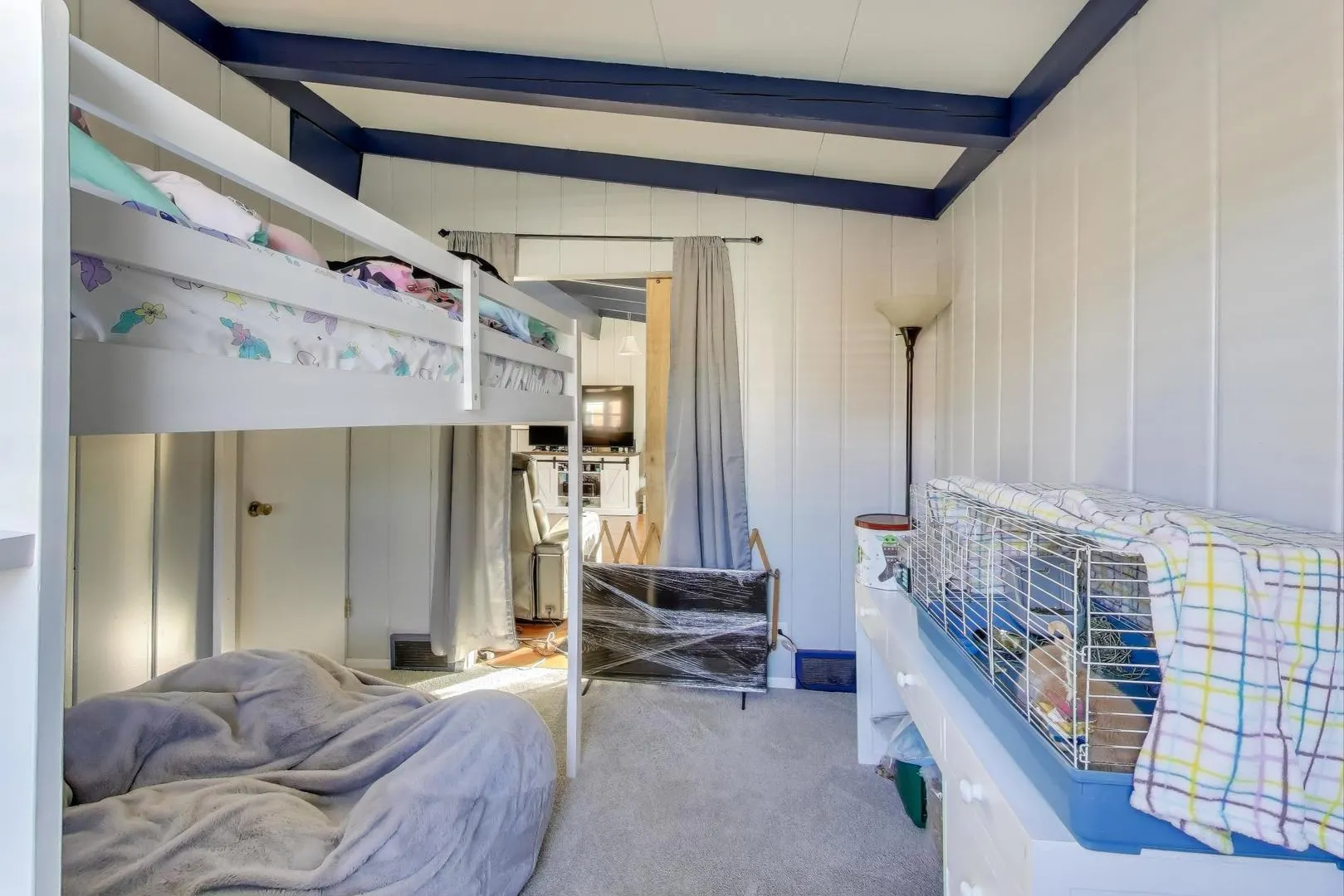 5935 W Henderson Street IL