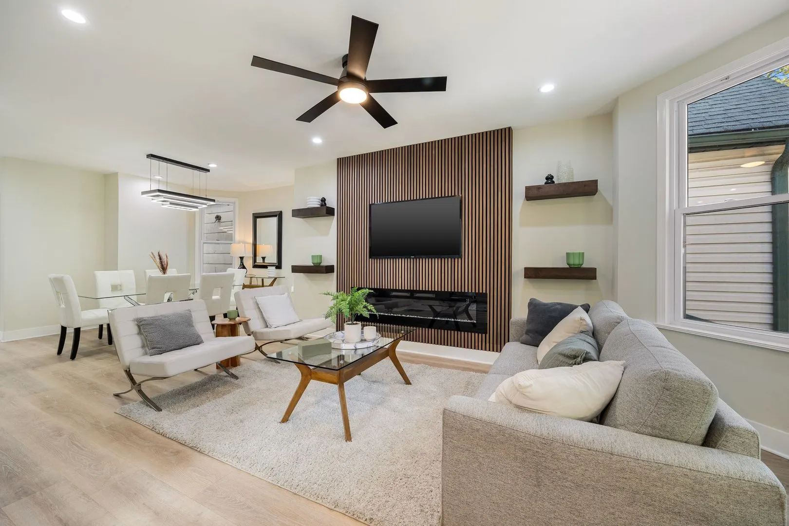 4143 N Drake Avenue IL