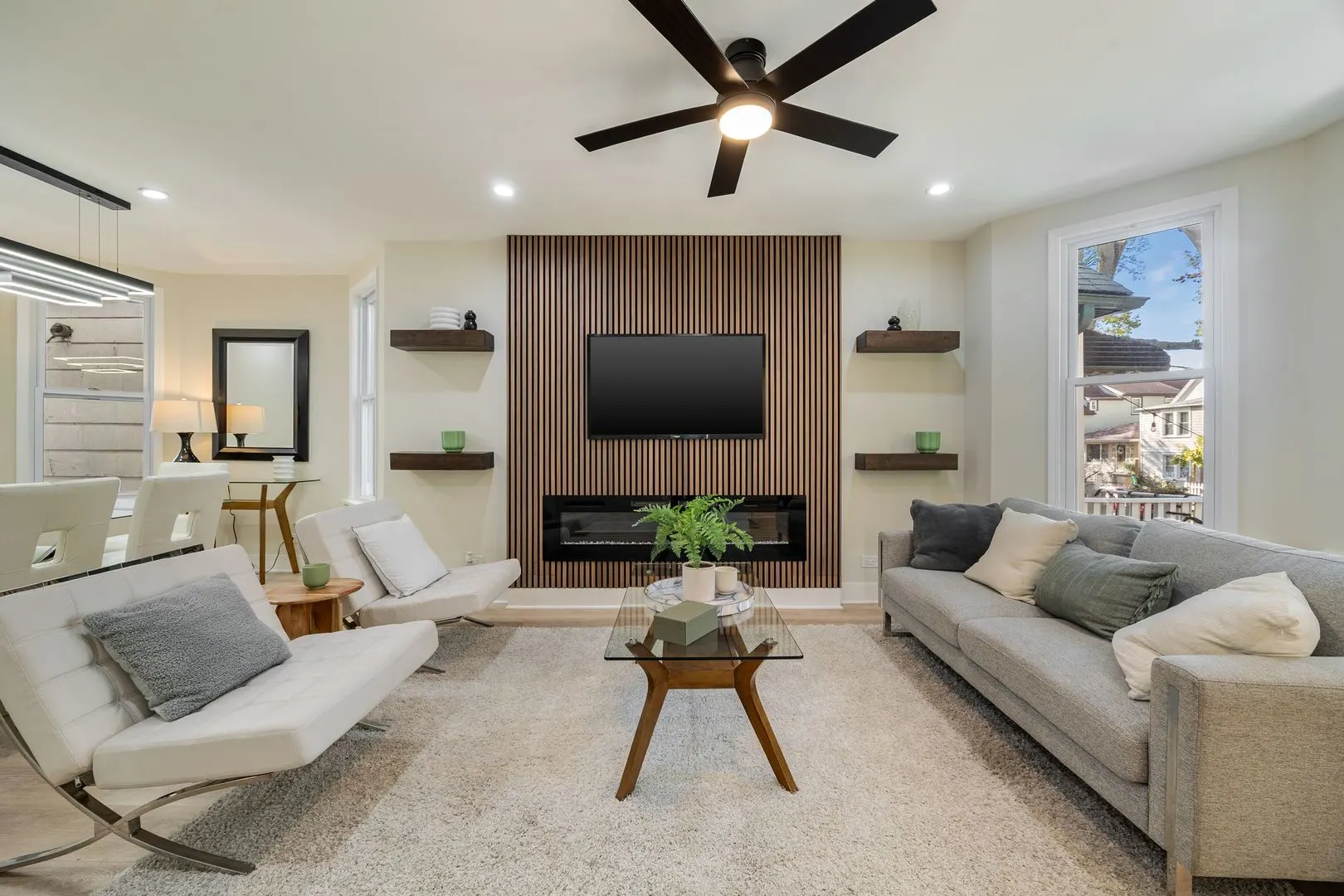 4143 N Drake Avenue IL