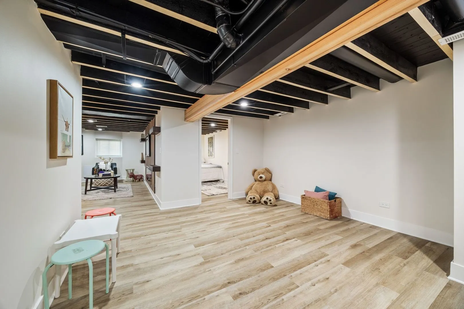 4143 N Drake Avenue IL