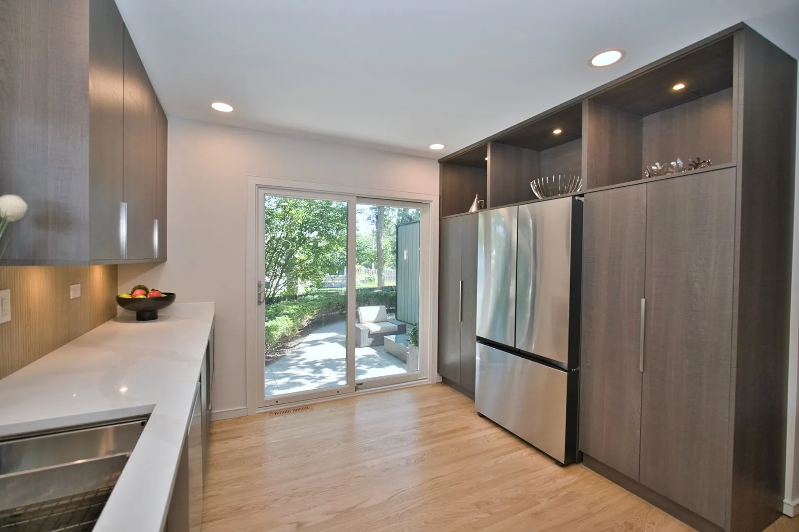 186 W Scranton Avenue IL