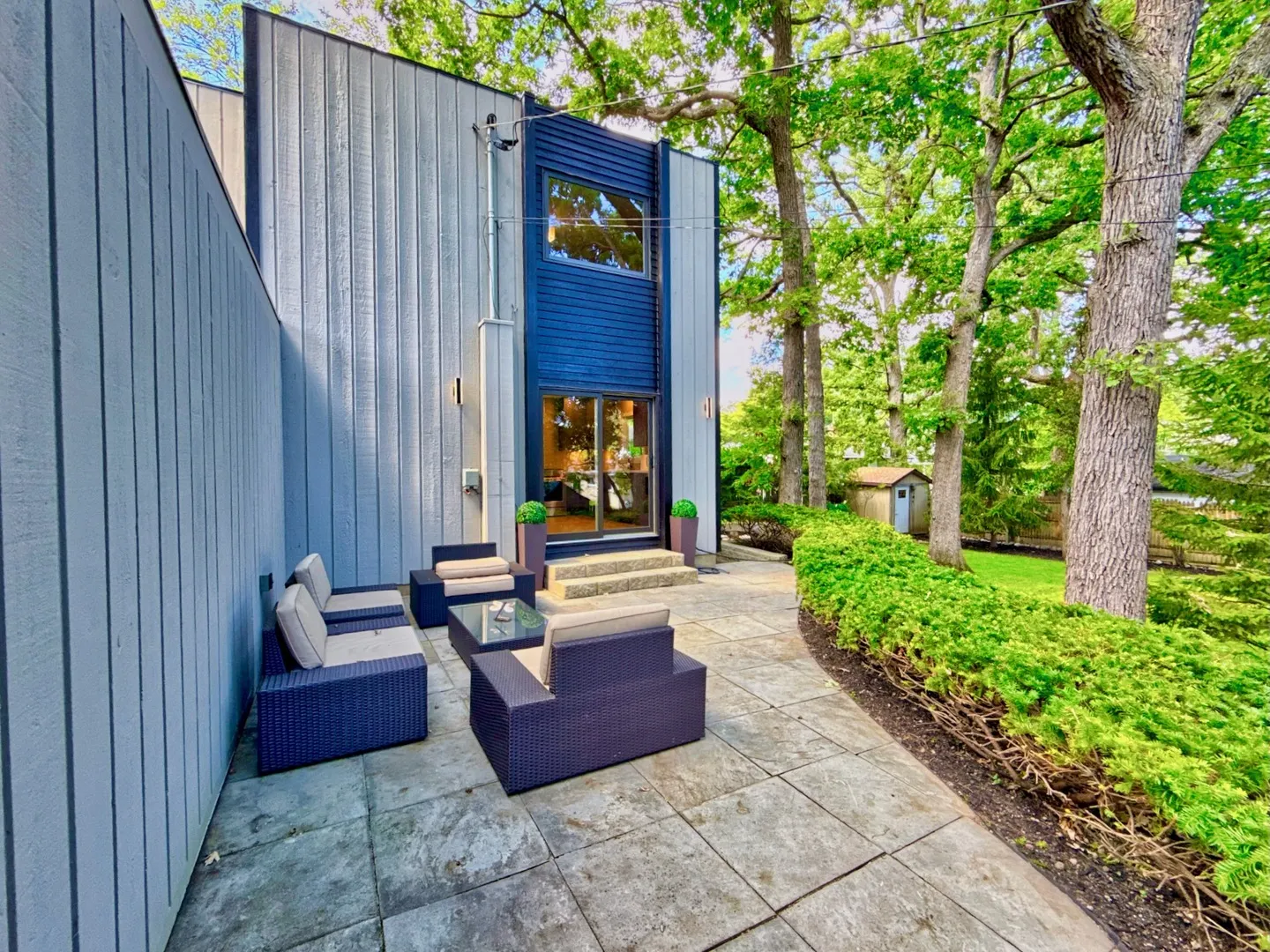 186 W Scranton Avenue IL