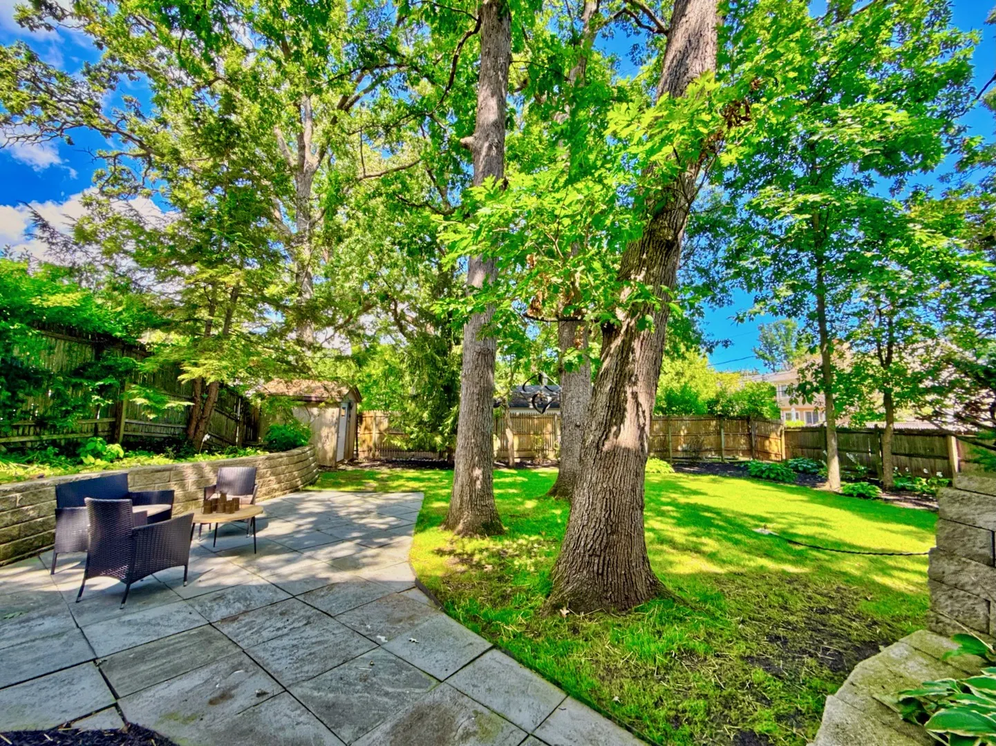 186 W Scranton Avenue IL