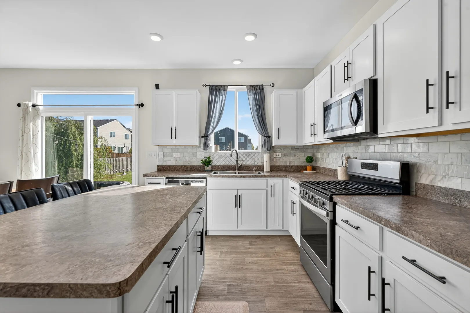 1308 Bayberry Circle IL