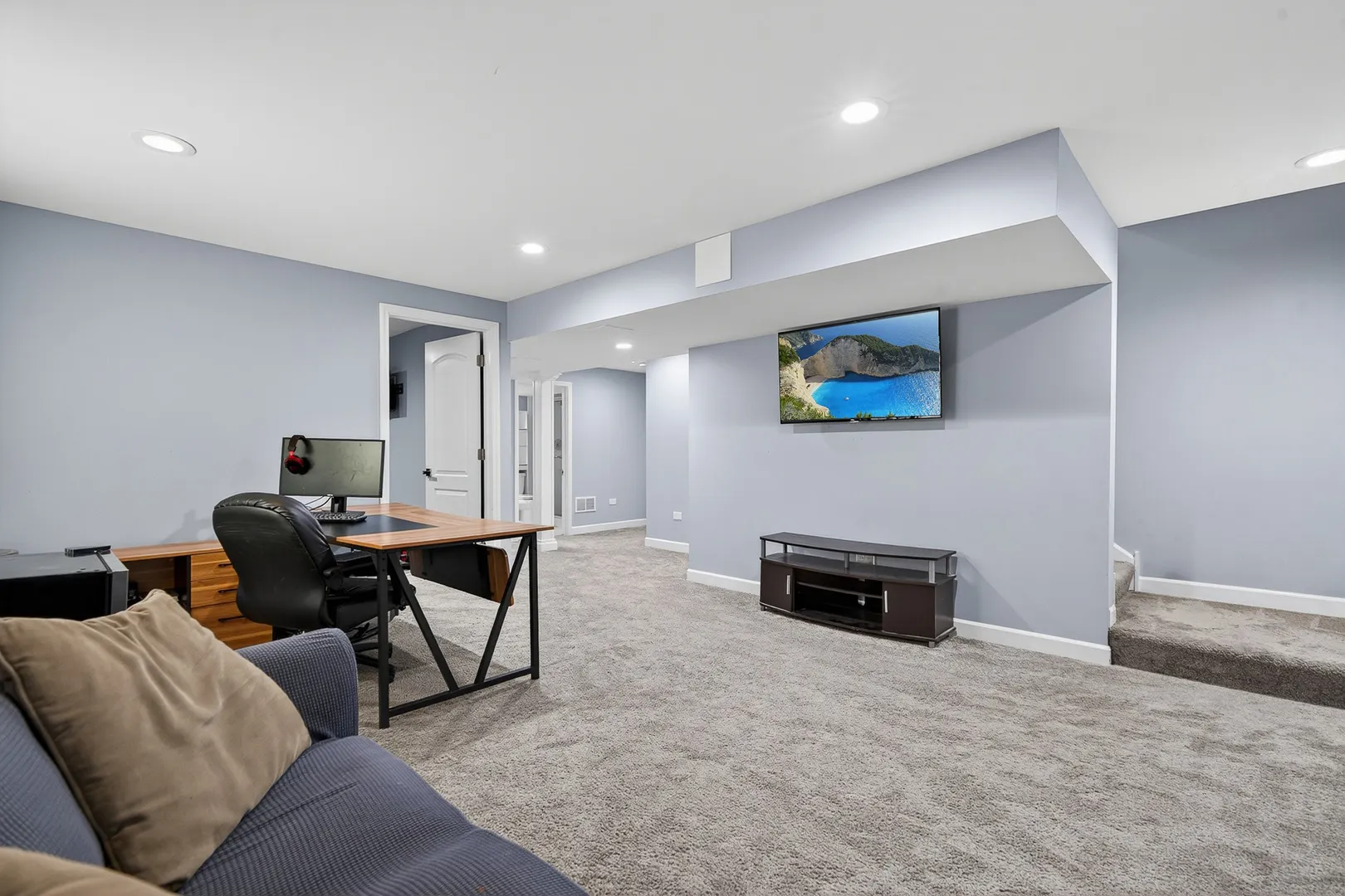 1308 Bayberry Circle IL