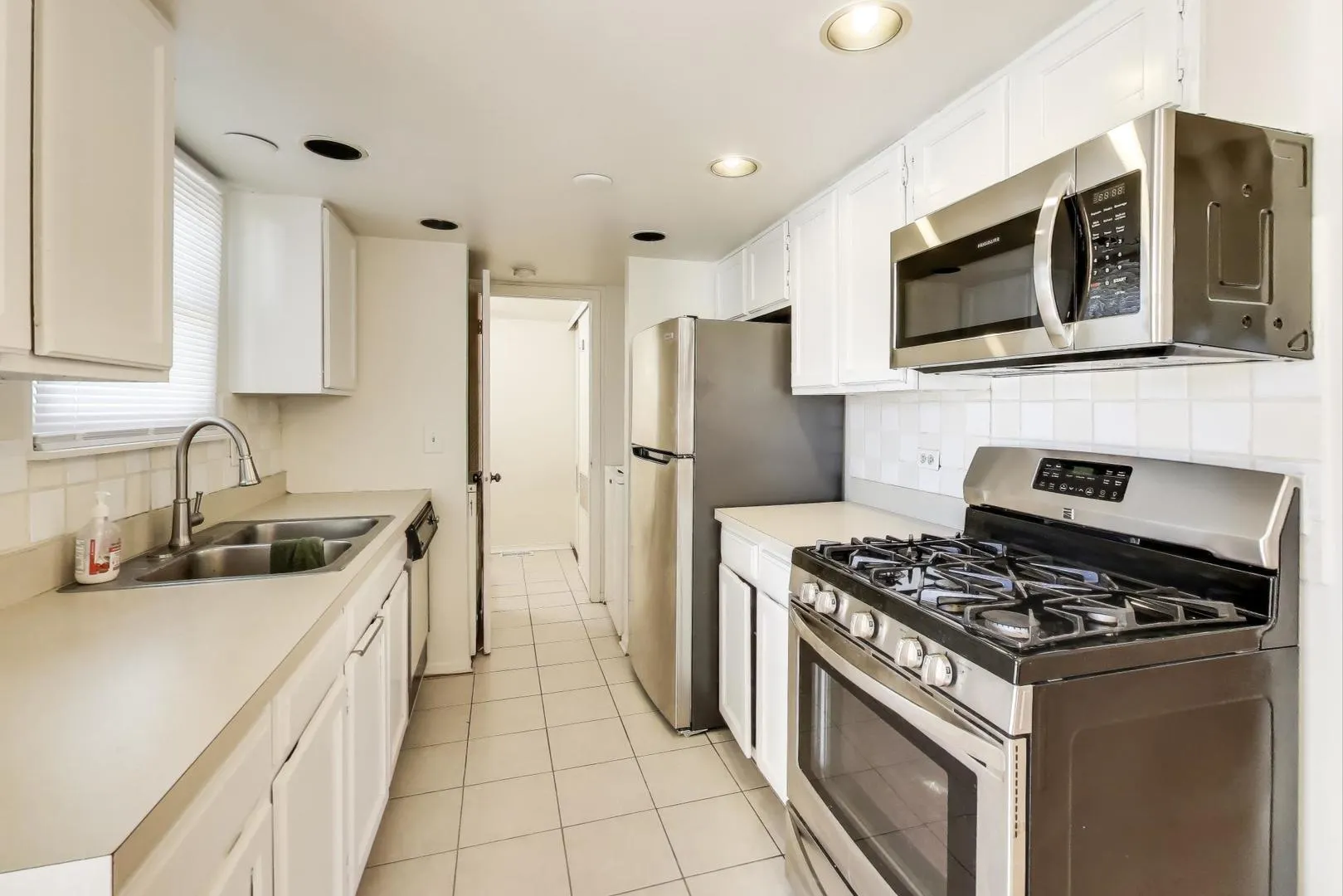 1018 Pheasant Run Lane IL