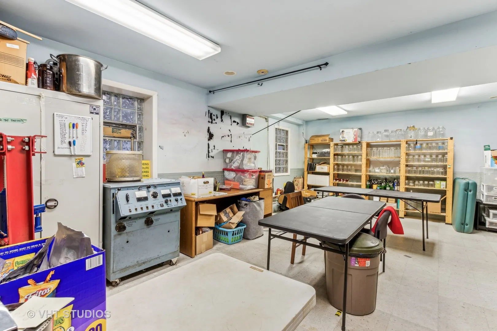 1622 W Devon Avenue IL