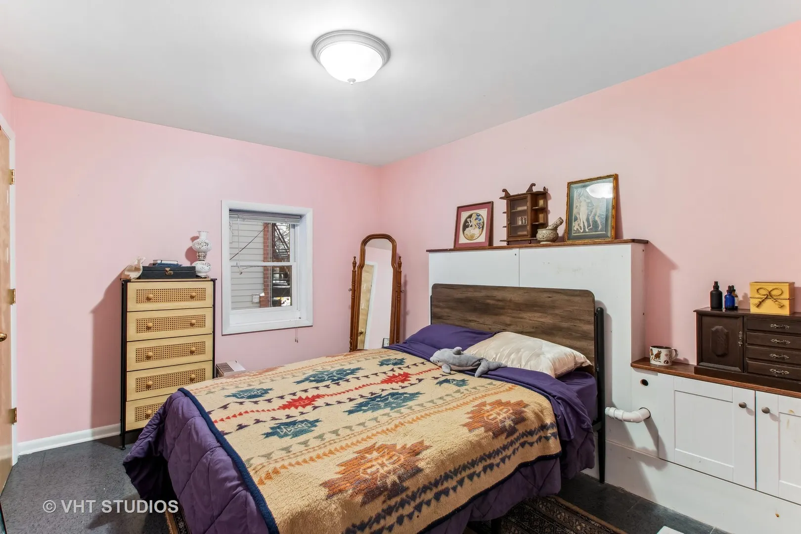 1622 W Devon Avenue IL