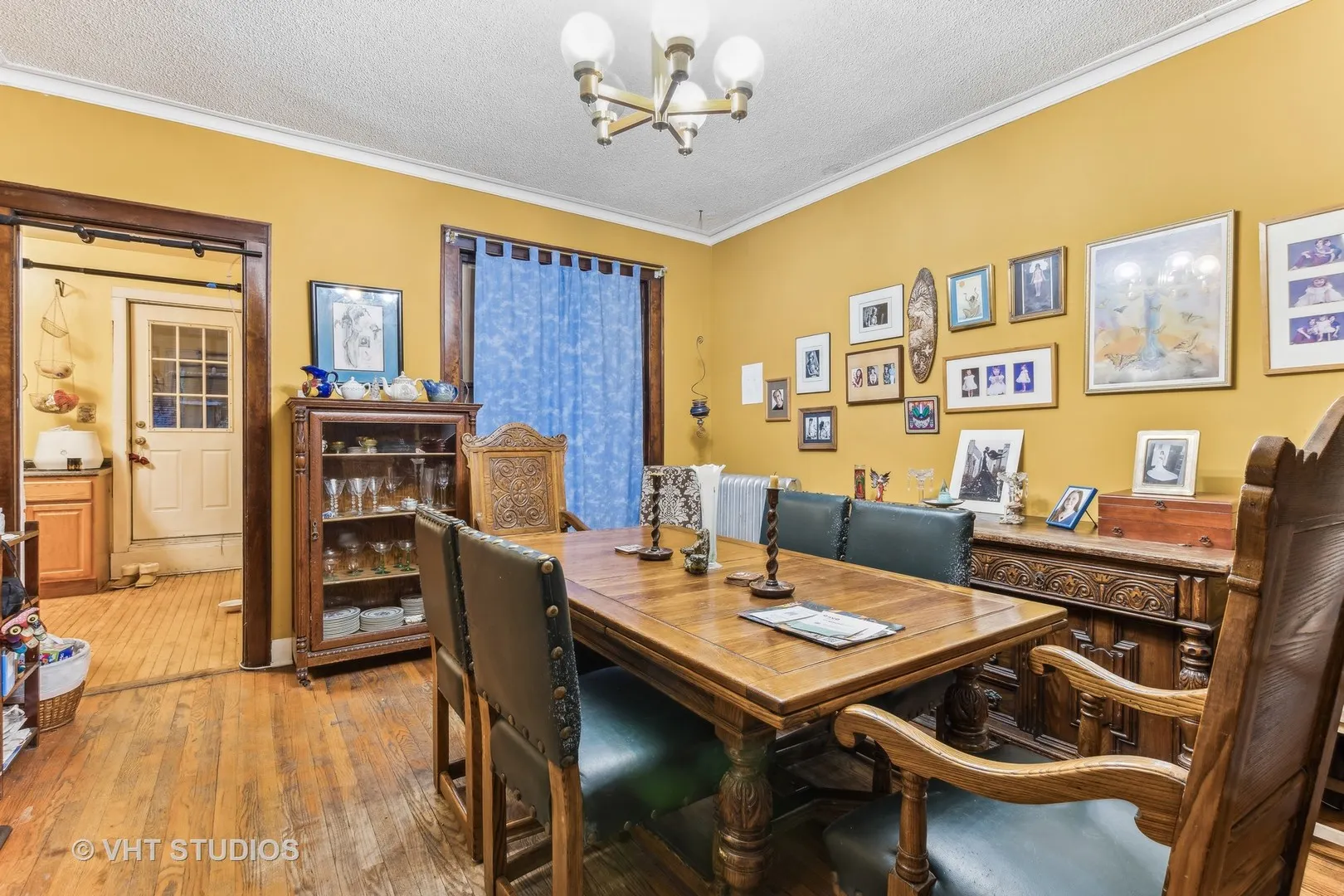 1622 W Devon Avenue IL