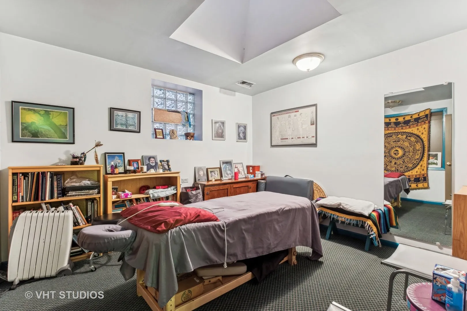 1622 W Devon Avenue IL