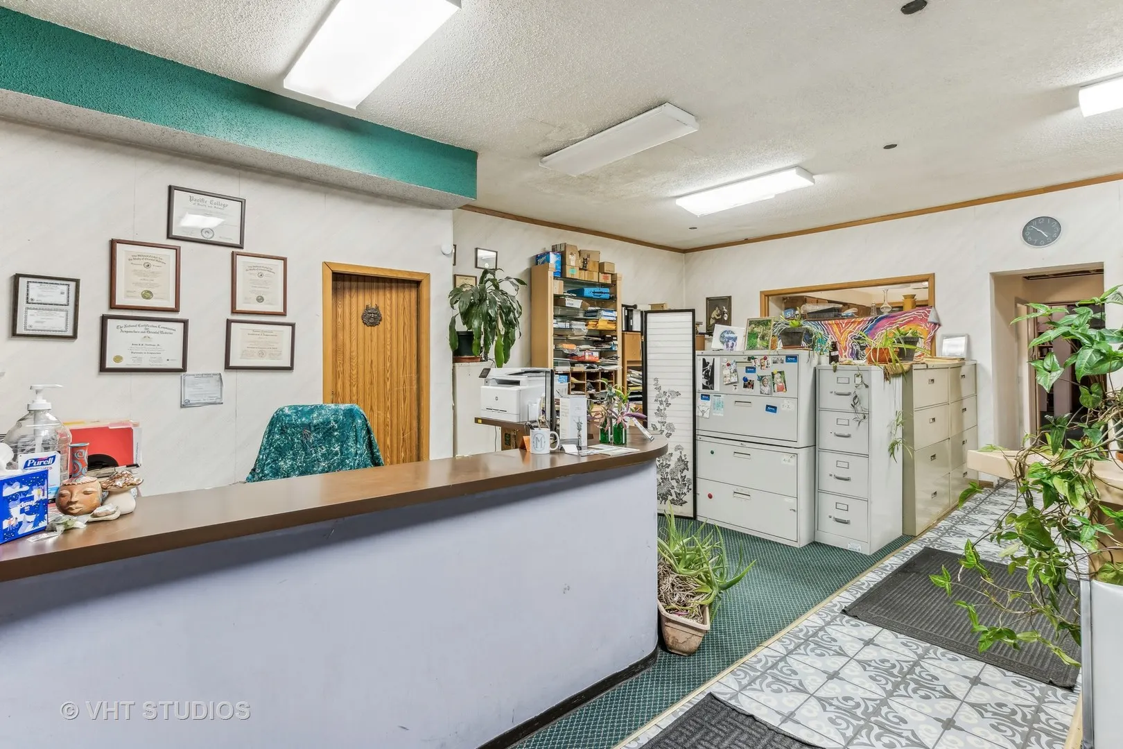 1622 W Devon Avenue IL