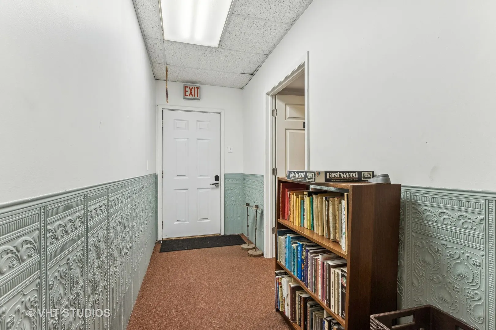 1622 W Devon Avenue IL