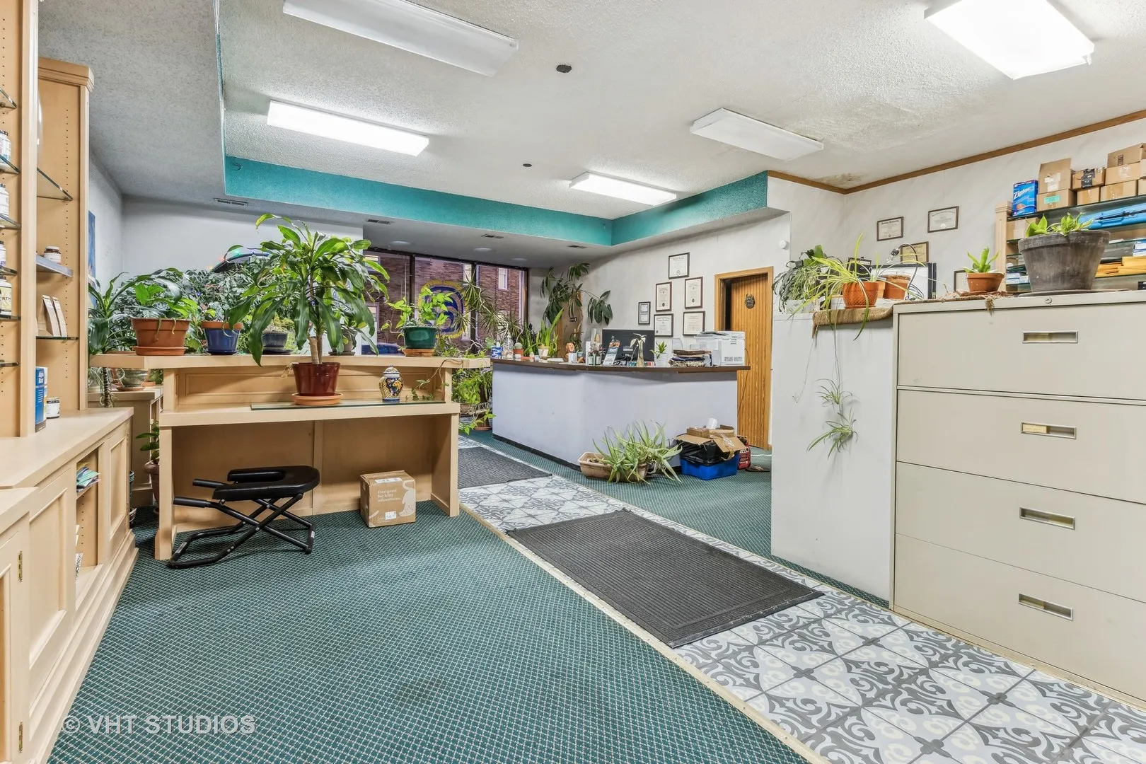 1622 W Devon Avenue IL