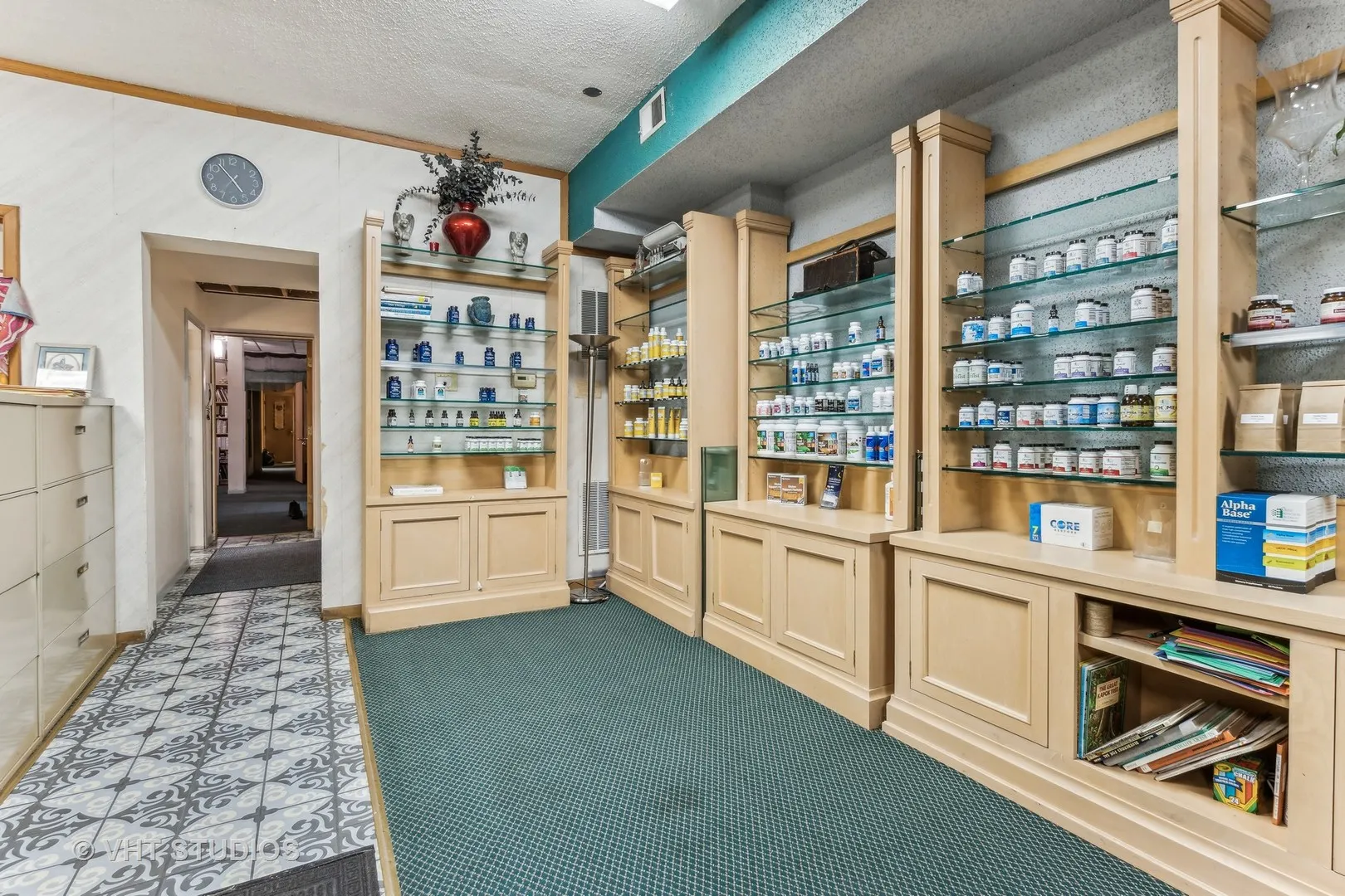 1622 W Devon Avenue IL