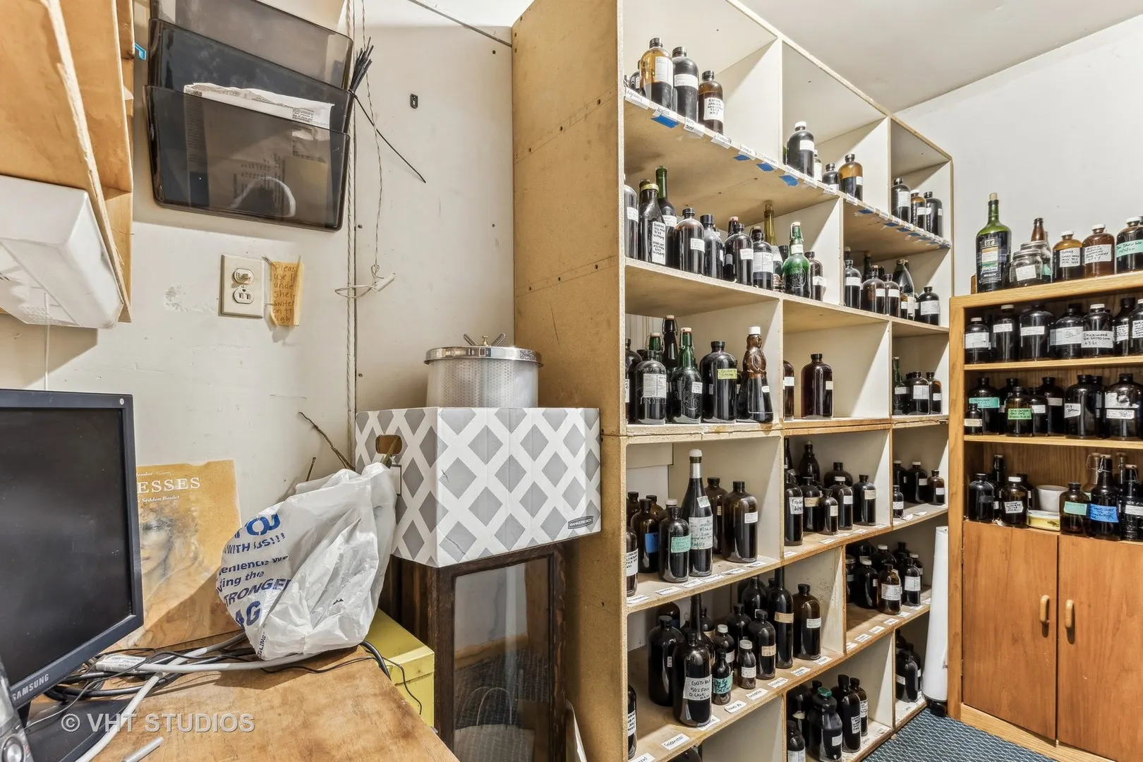 1622 W Devon Avenue IL