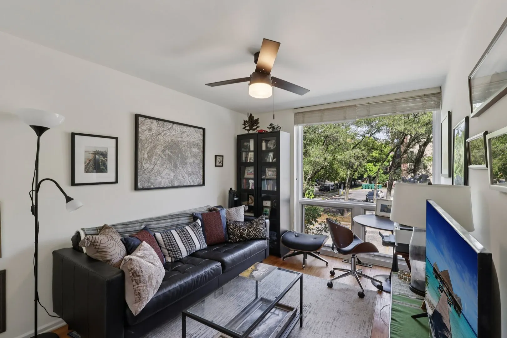 1438 E 55th Street IL