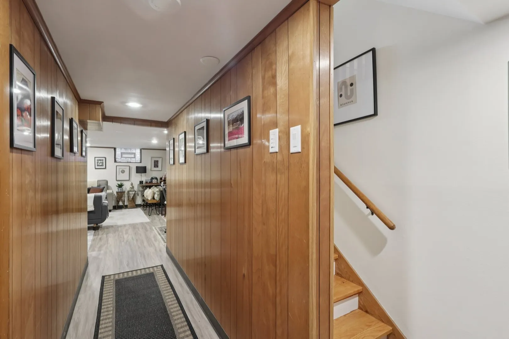 1438 E 55th Street IL