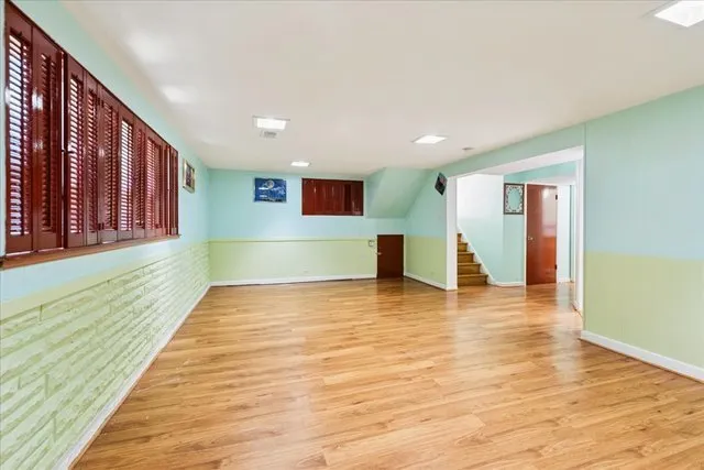 3836 W Estes Avenue IL