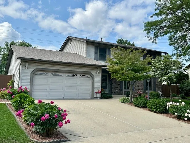 932 Kentucky Lane IL