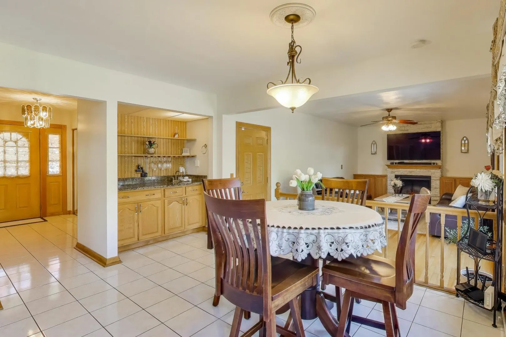 932 Kentucky Lane IL