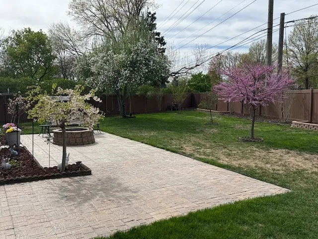 932 Kentucky Lane IL