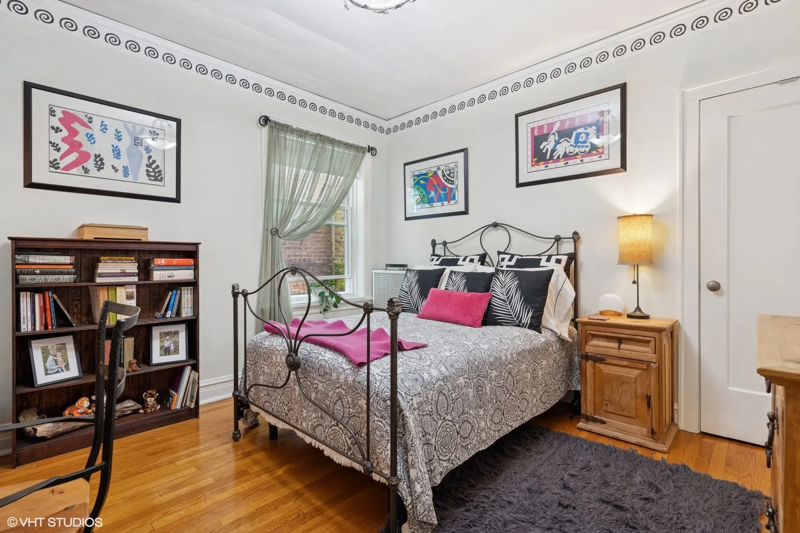 5146 N Leavitt Street 1 IL