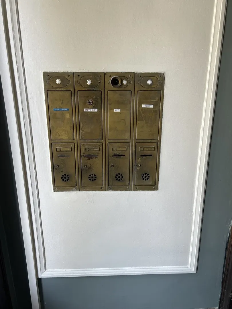 5907 W Arthington Street 1 IL