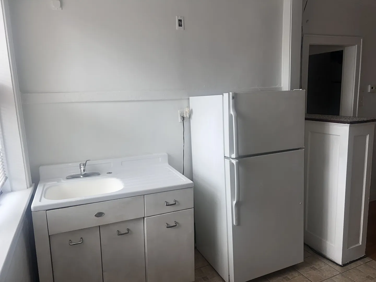 5907 W Arthington Street 1 IL