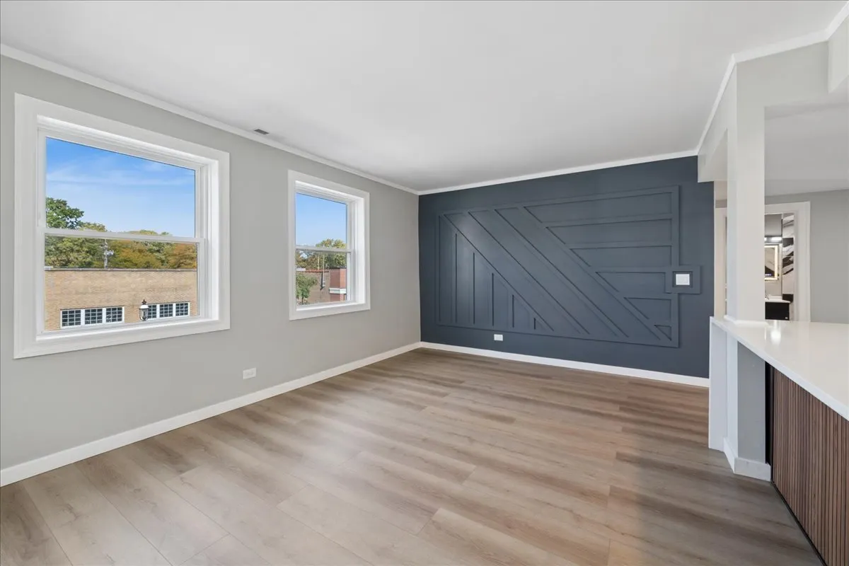 29 E Burlington Street A IL