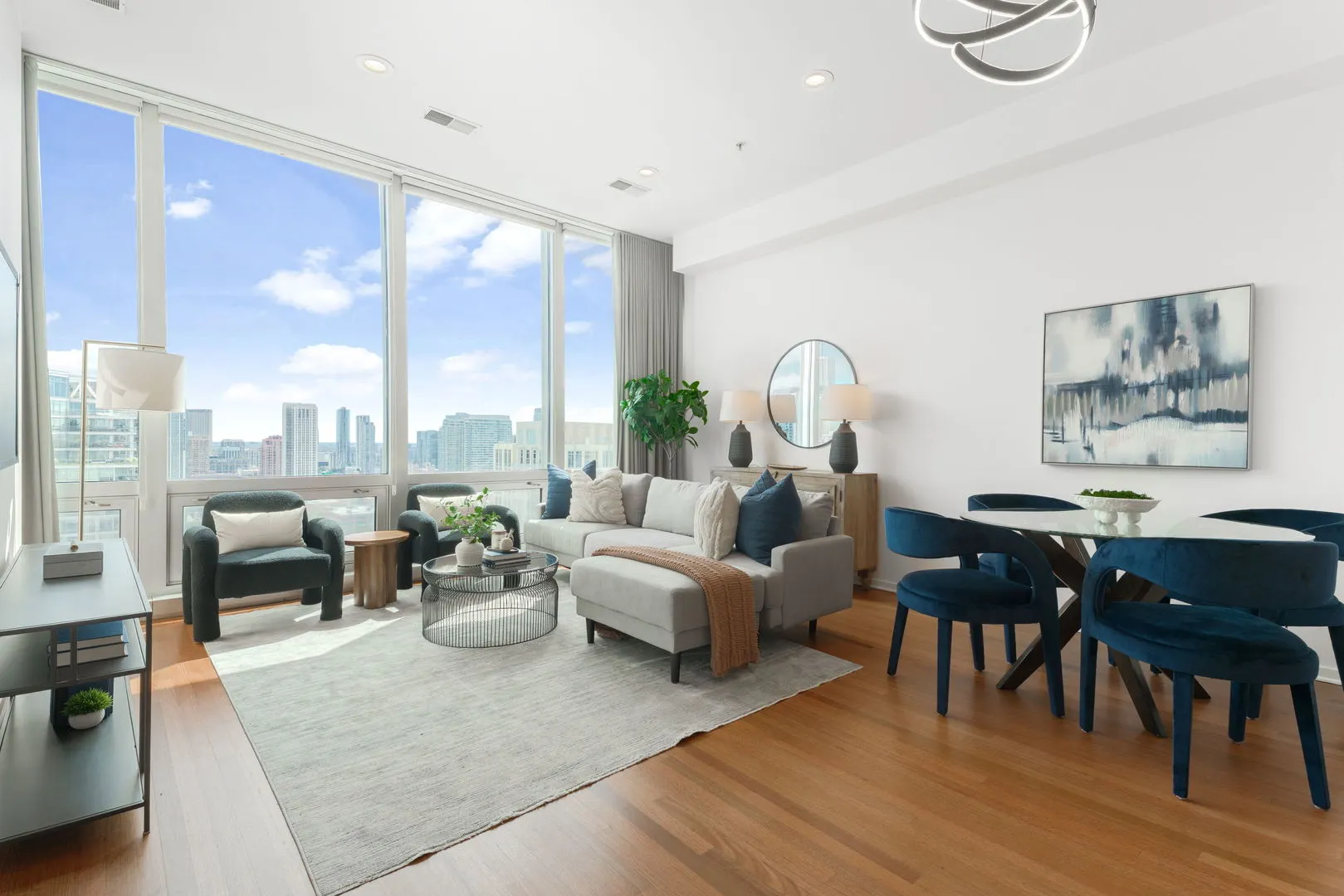 500 W Superior Street 1907 IL