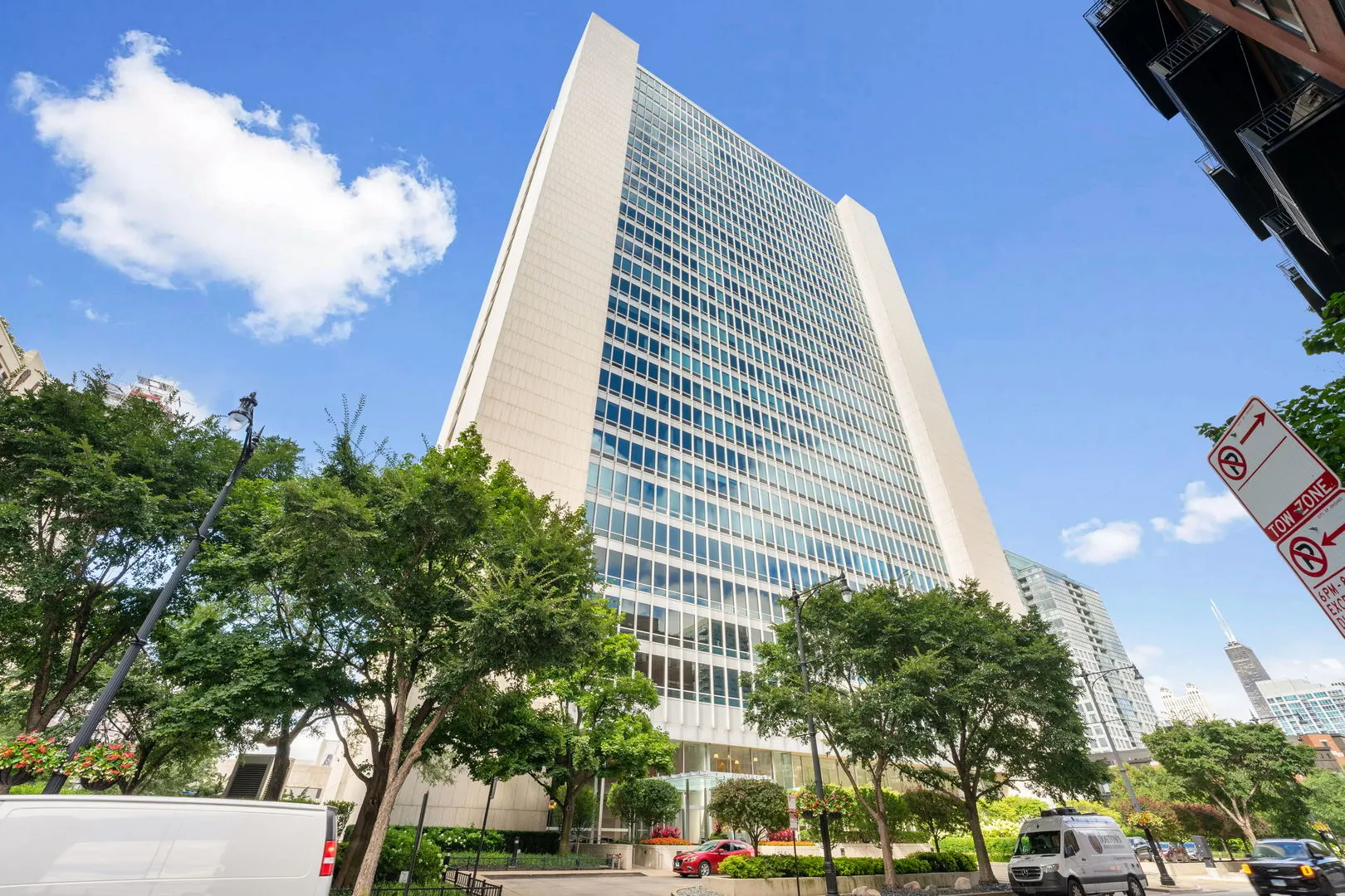 500 W Superior Street 1907 IL