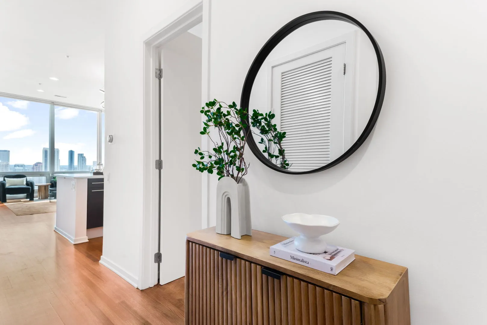 500 W Superior Street 1907 IL