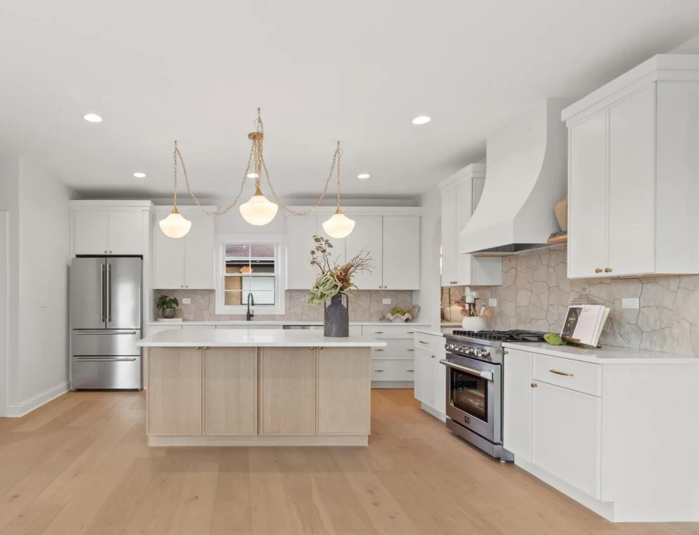 4510 Raymond Avenue IL