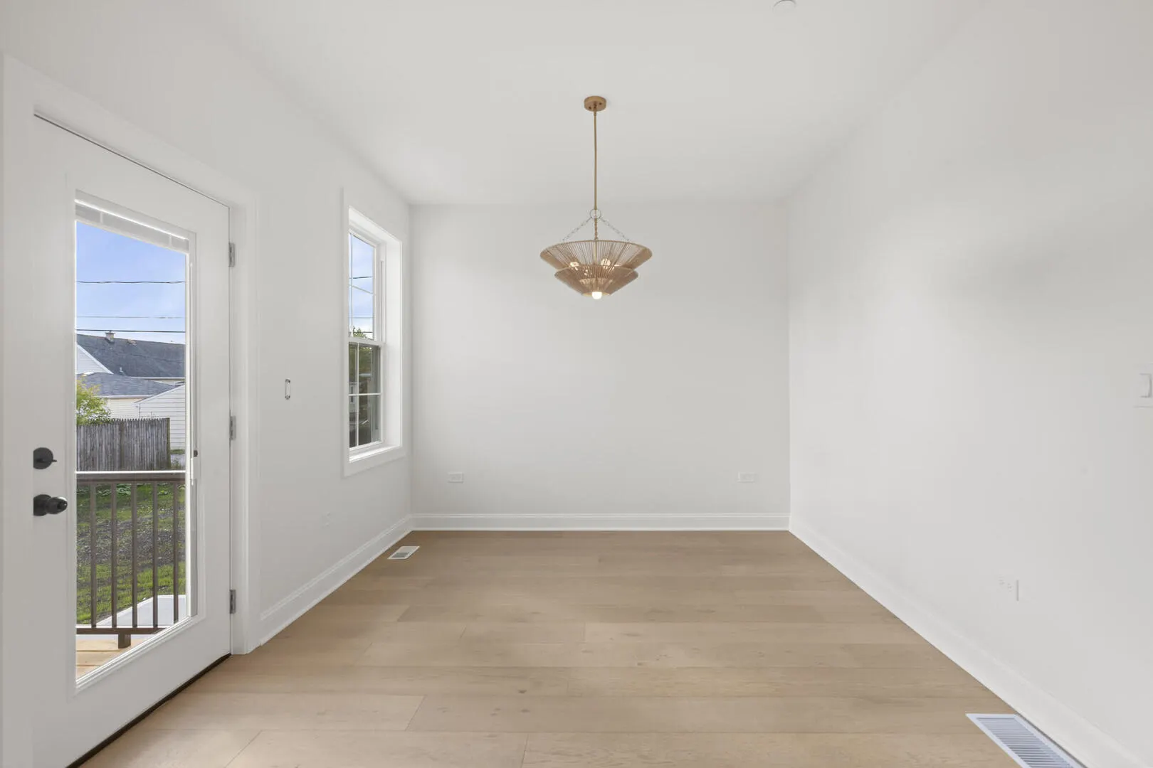 4510 Raymond Avenue IL