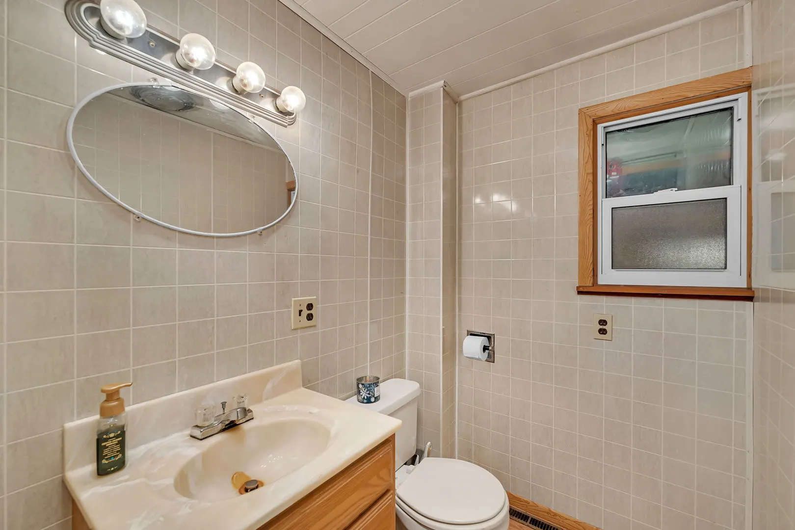 1636 N 4012th Road IL