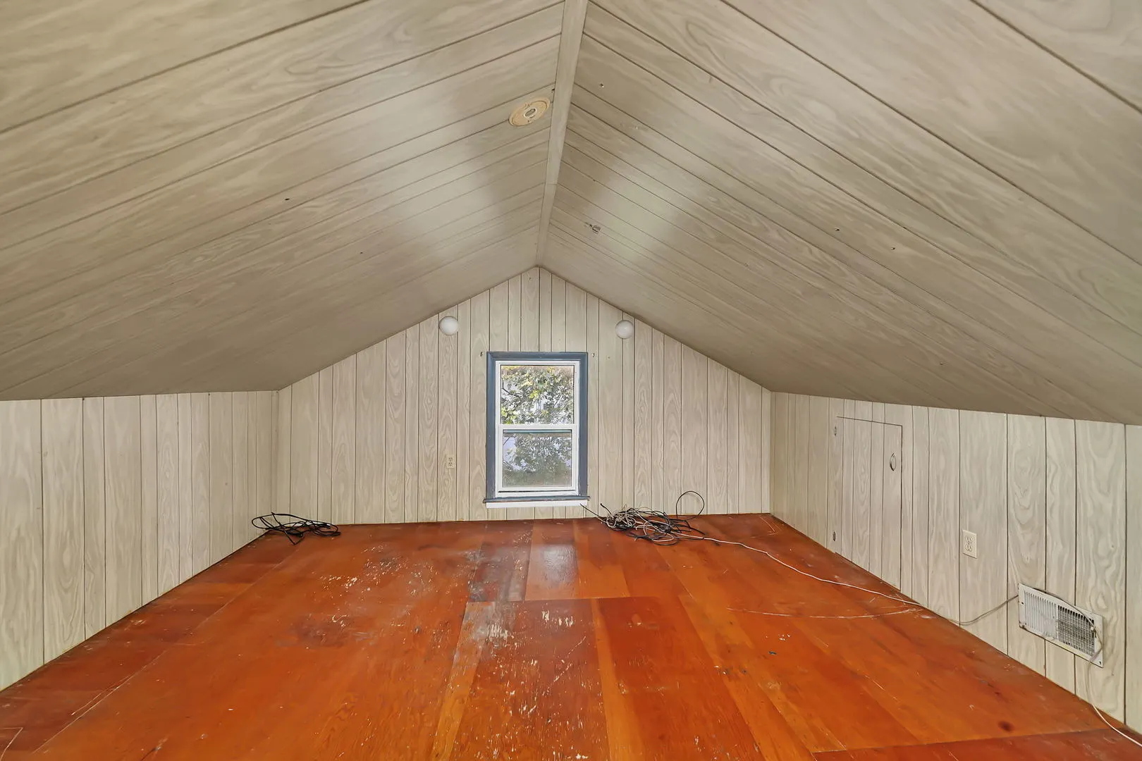 1636 N 4012th Road IL