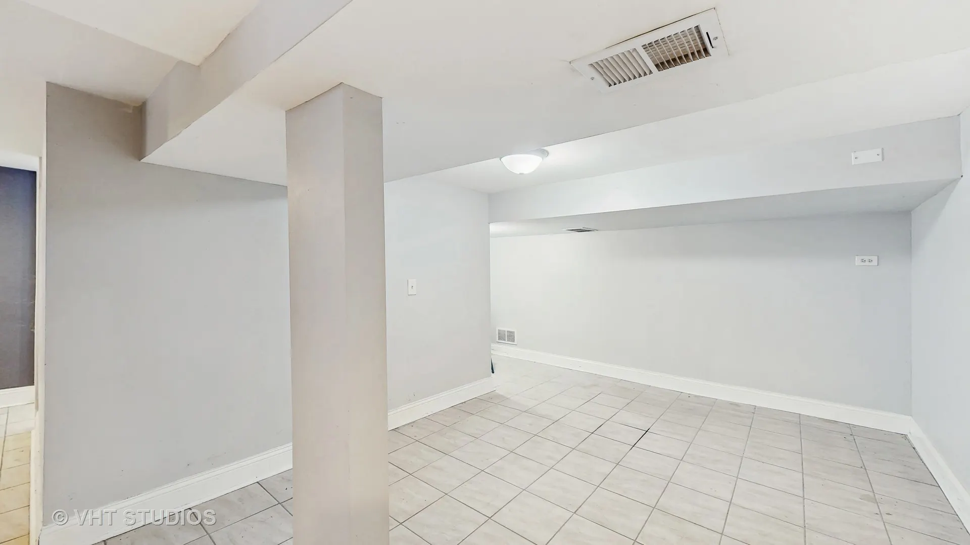 8211 S Cornell Avenue IL