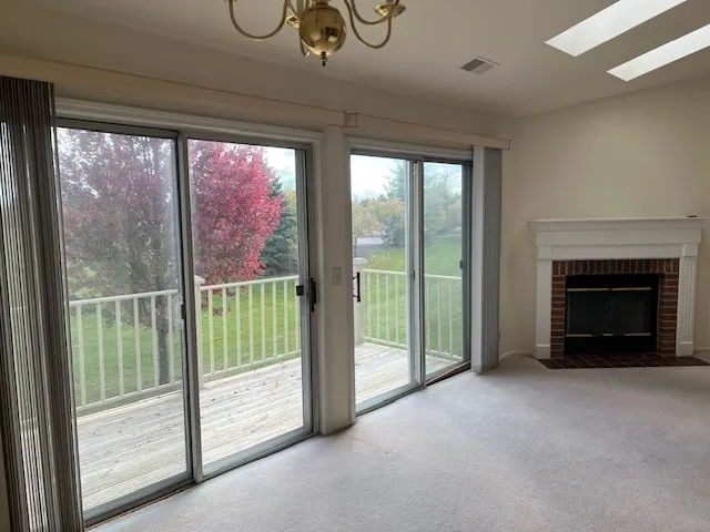 307 Glasgow Lane V2 IL