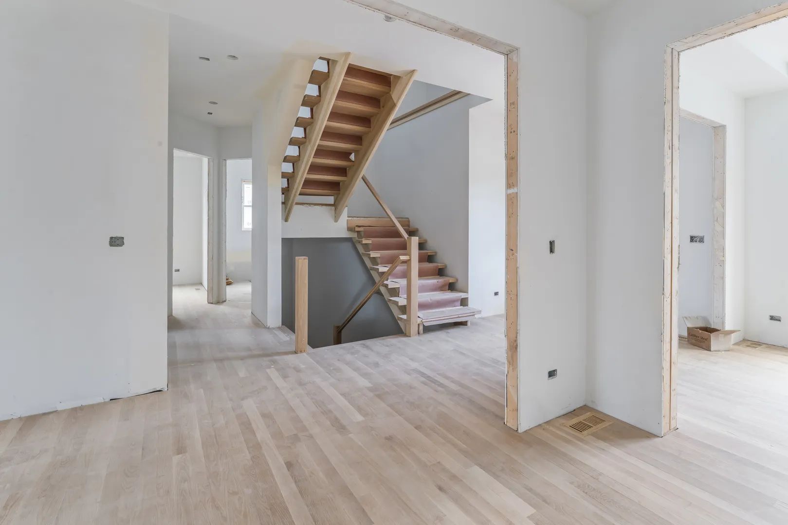 286 N Indiana Avenue IL