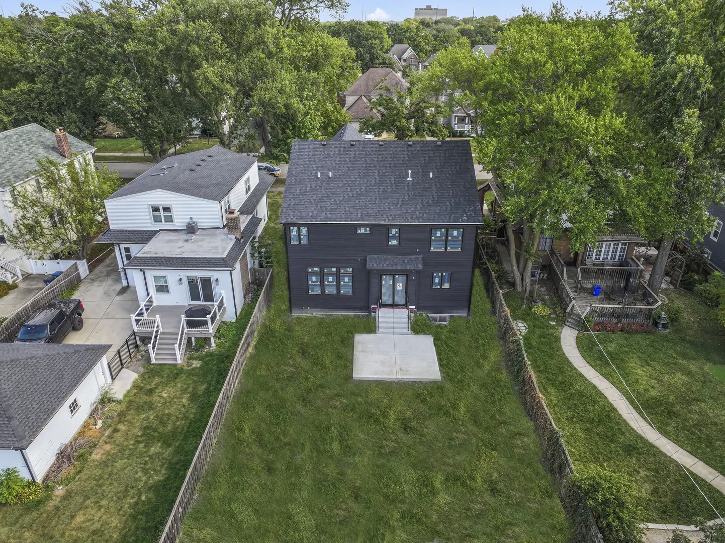 286 N Indiana Avenue IL